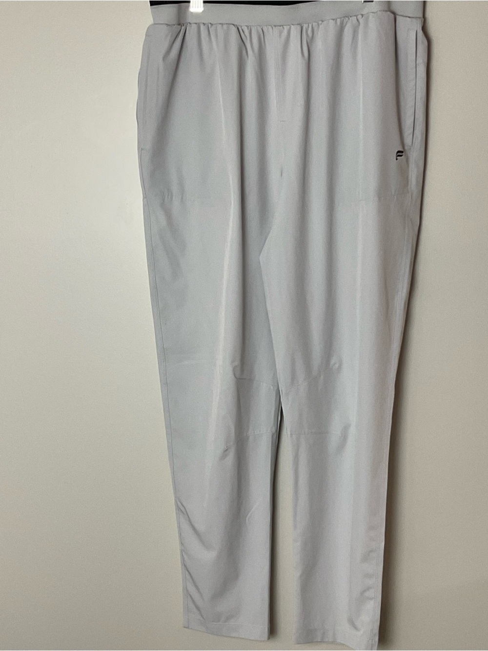 Fabletics Men’s Fundamental Pant Light Gray Gorpcore Athleisure Tech Casual XL